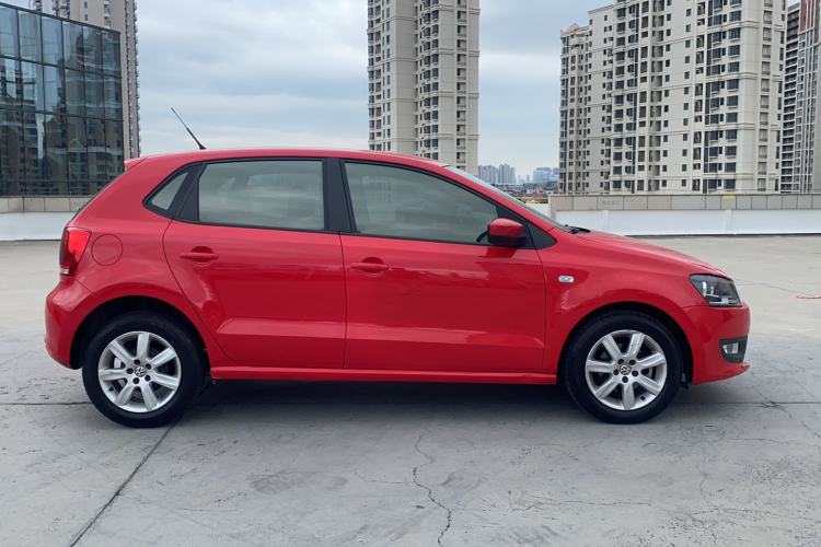 大众 Polo 2013款 1.6L 自动舒适版车身外观6003