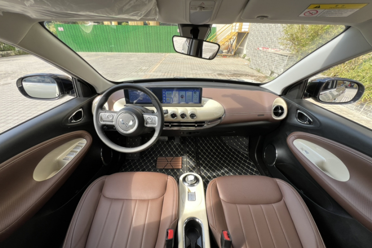 五菱汽车 五菱缤果 2023款 333km 悦享+款中控内饰7006