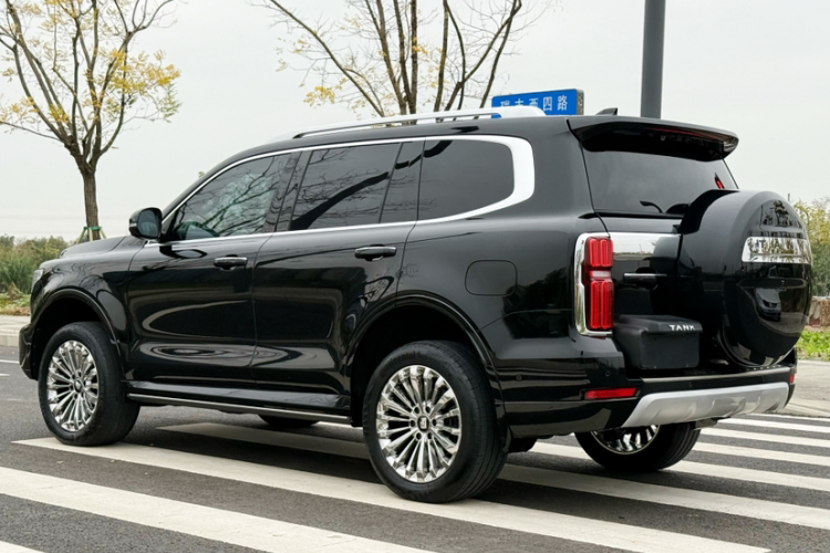 坦克500 2022款 3.0T 运动版 造境型 5座车身外观6005