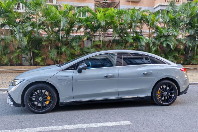 奔驰EQE 2022款 350 先锋版车身外观6002