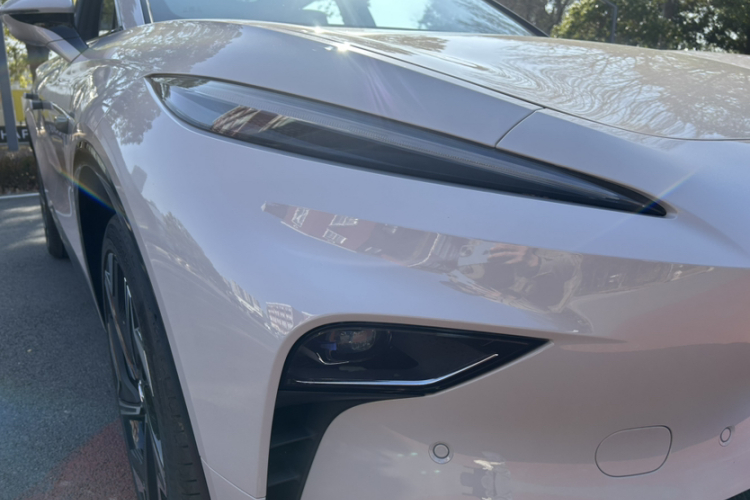 飞凡汽车 飞凡R7 2025款 长续版车身外观6006