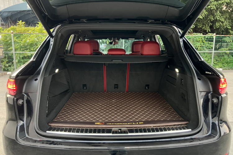 保时捷 2022款 Cayenne 3.0T 铂金版局部细节23