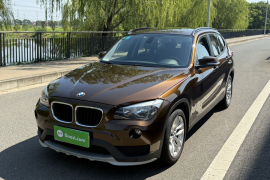 宝马X1 2015款 sDrive18i 时尚晋级版