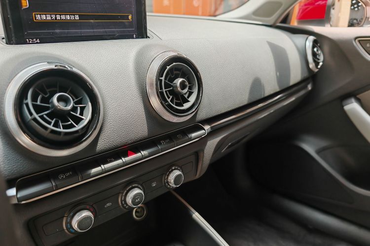 奥迪A3 2019款 Limousine 35 TFSI 时尚型 国VI中控内饰7002