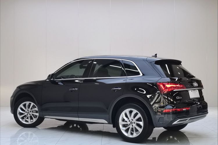 奥迪Q5L 2023款 40T 豪华致雅型车身外观6004