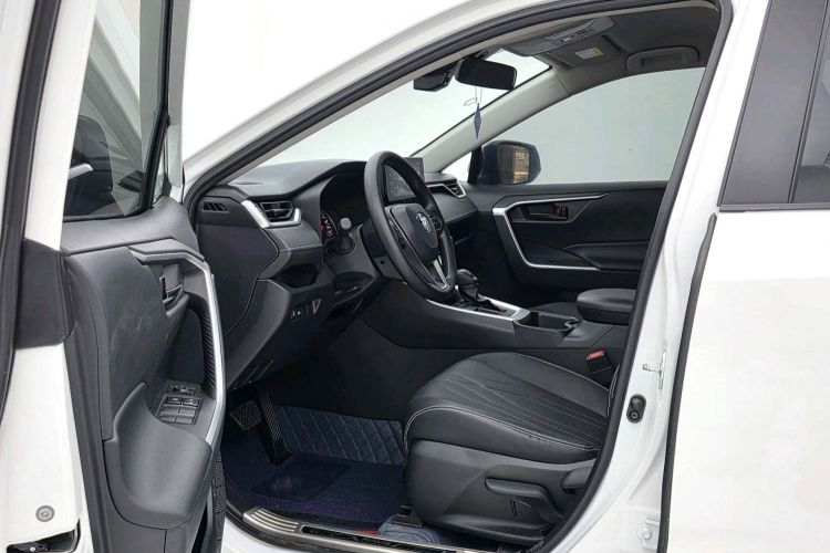 丰田 RAV4荣放 2023款 2.0L CVT两驱都市版局部细节41