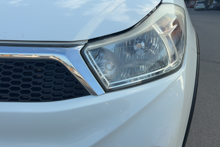 铃木 天语 SX4 2013款 1.6L 手动酷锐型局部细节36