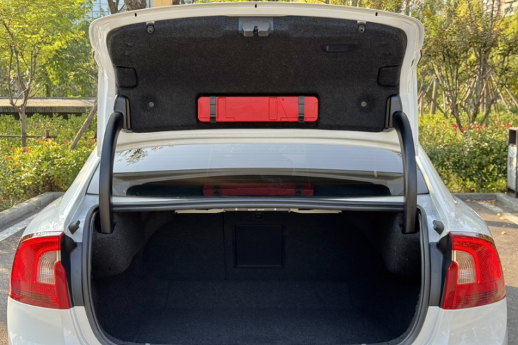 沃尔沃S60 2019款 S60L T5 智远版局部细节23