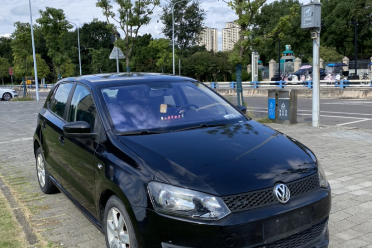 大众 Polo 2011款 1.6L 自动致酷版车身外观6010