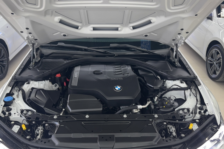 宝马3系 2024款 325Li M运动曜夜套装局部细节24