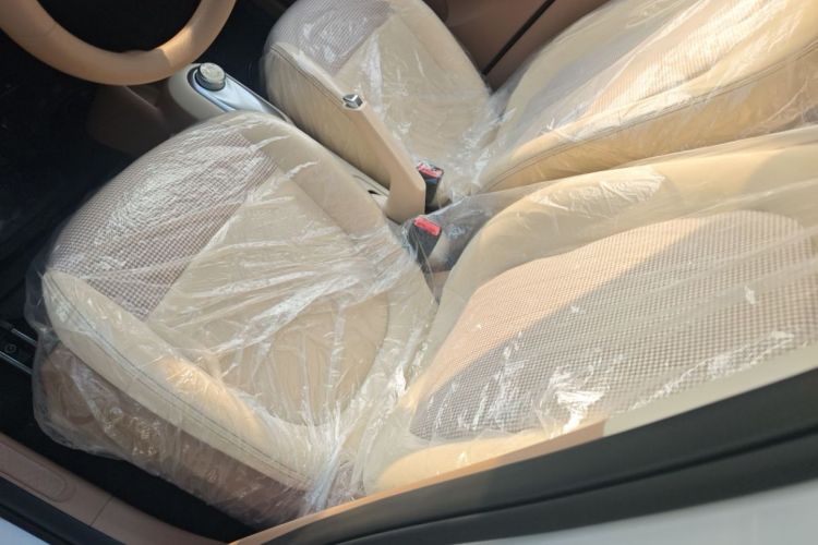 五菱汽车 宏光MINIEV 2025款 四门版 进阶款中控内饰7002