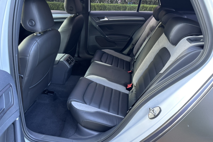 大众 高尔夫 2016款 1.4TSI 自动R-Line中控内饰7004