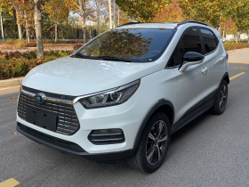 比亚迪 元新能源 2018款 EV360 智联创酷型