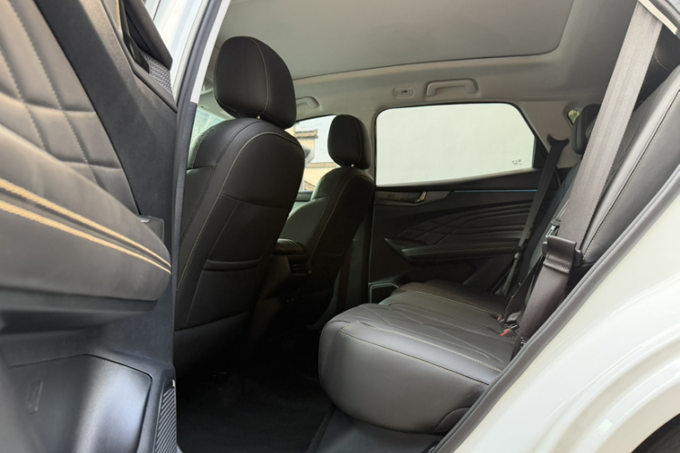 凯翼昆仑 2023款 昆仑 300 天际版中控内饰7005