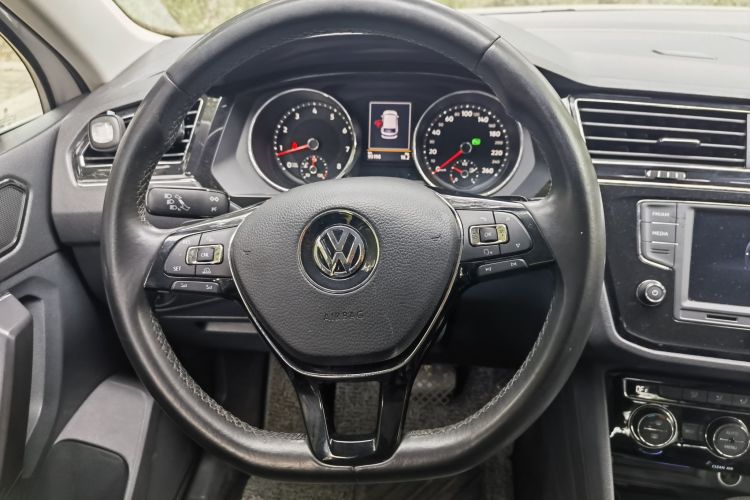 大众 途观L 2017款 330TSI 自动两驱舒适版局部细节13