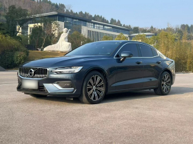 沃尔沃S60 2022款 B4 智远豪华版