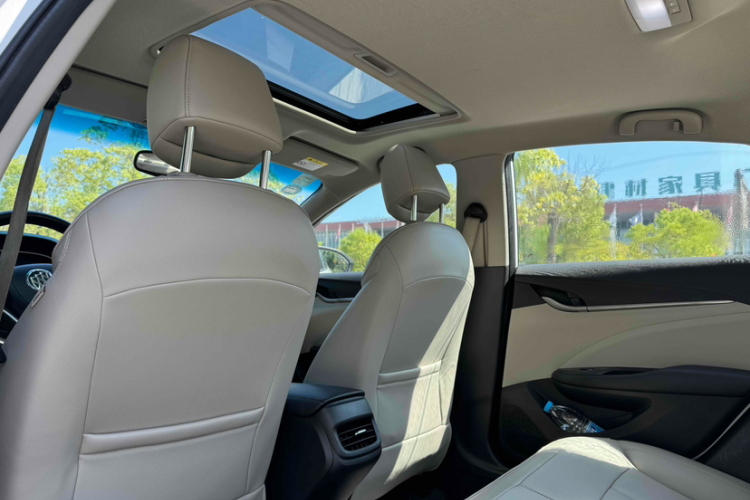别克 英朗 2019款 15T 双离合互联精英型 国VI中控内饰7003