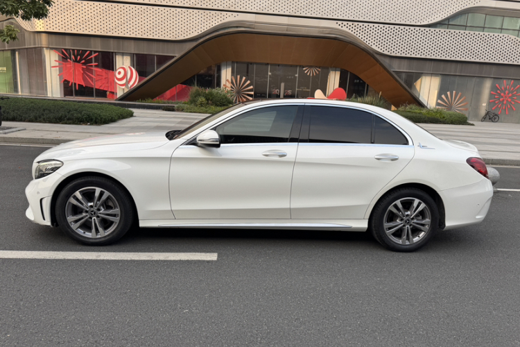 奔驰C级 2021款 C 200 L 时尚型运动版车身外观6005