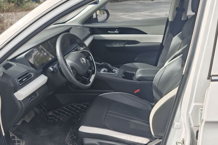 东风风神E70 2021款 改款二 500 超悦版局部细节19