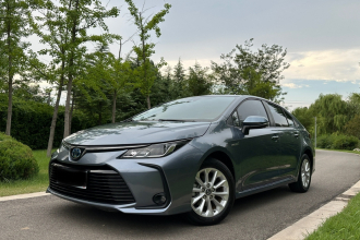 丰田 卡罗拉 2021款 双擎 1.8L E-CVT精英版