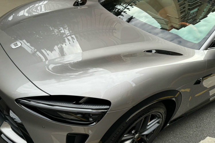 小米汽车 小米YU7 2025款 超长续航高性能四驱Max版车身外观6004