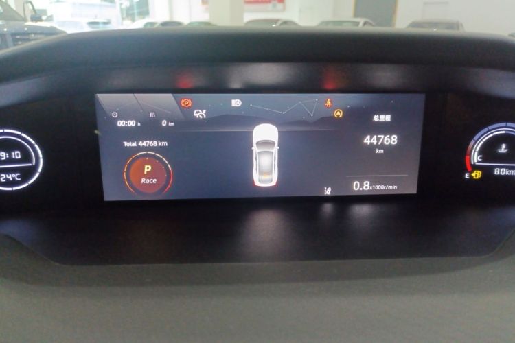 长安UNI-V 2023款 1.5T 尊贵型中控内饰15