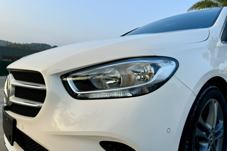 奔驰B级 2020款 B 180车身外观6001