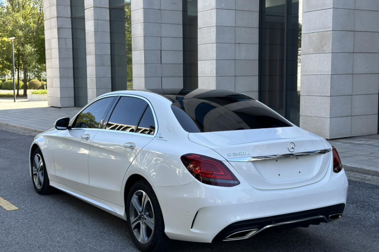 奔驰C级 2019款 C 260 L 运动版车身外观6003