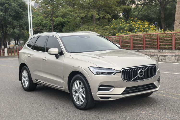 沃尔沃XC60 2020款 T5 四驱智逸豪华版车身外观6003