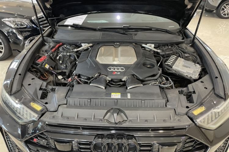 奥迪RS 6 2021款 RS 6 4.0T Avant中控内饰7010