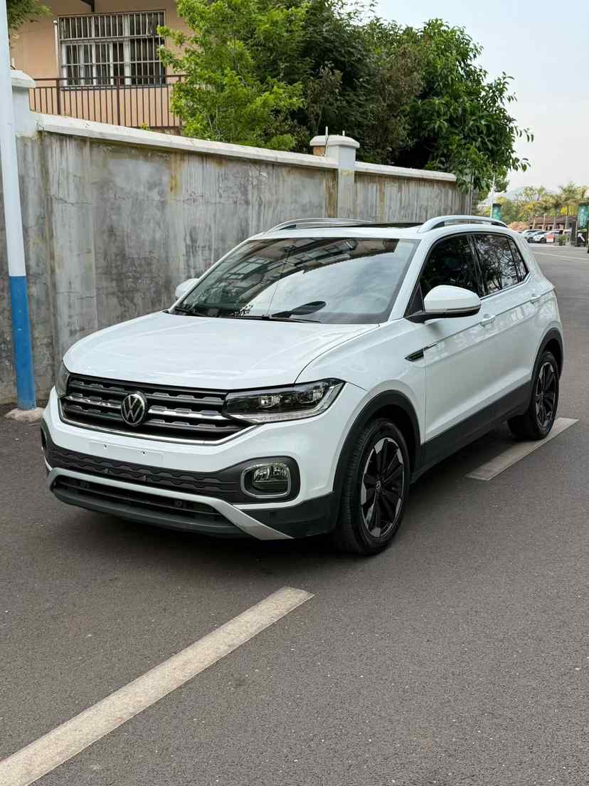 大众 探影 2021款 200TSI DSG 悦智联版(1)