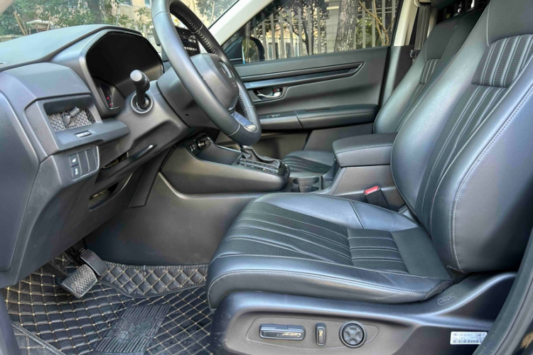 本田 皓影 2023款 240TURBO 两驱尊贵版PRO 7座中控内饰7002