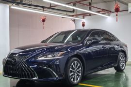雷克萨斯ES 2023款 260 卓越版