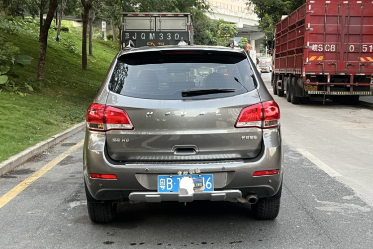 哈弗H6 2013款 升级版 2.4L 自动两驱精英型车身外观6004