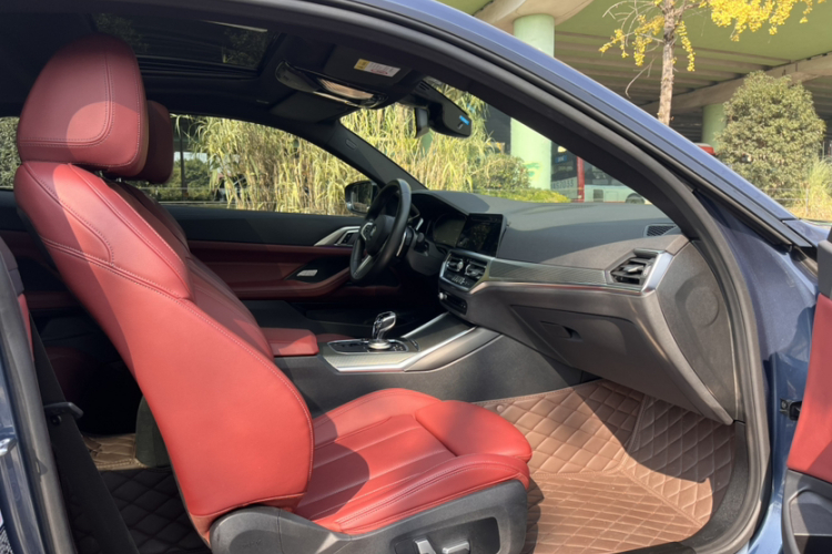 宝马4系 2022款 425i M运动曜夜套装中控内饰7003