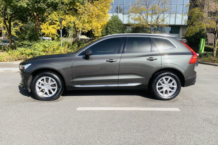 沃尔沃XC60 2021款 T5 四驱智逸豪华版车身外观6007