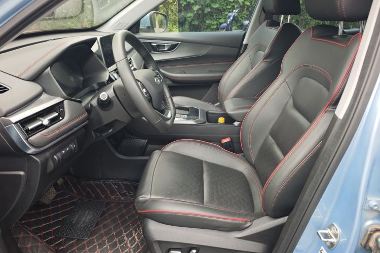 奇瑞 瑞虎5x 2020款 高能版 1.5T CVT高能3号中控内饰7002