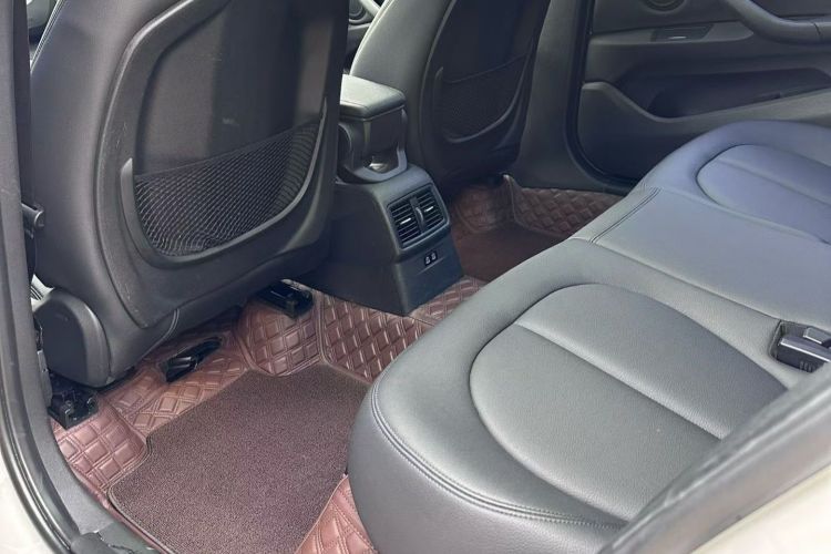 宝马X1 2019款 sDrive20Li 领先型中控内饰7002