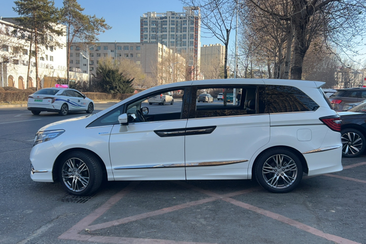 本田 艾力绅 2019款 2.0L 混动豪华版车身外观6005