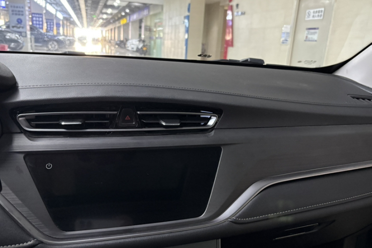 吉利汽车 帝豪 2021款 UP 1.5L CVT豪华型局部细节16