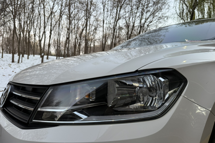 大众 桑塔纳 2019款 1.5L 手动风尚版 国VI车身外观6004