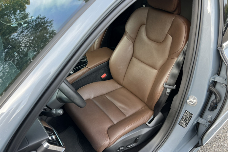 沃尔沃S90 2023款 B5 智远豪华版中控内饰7007