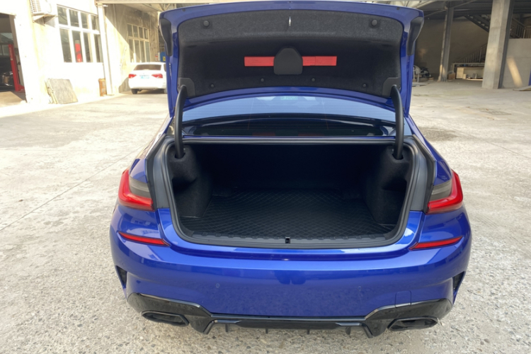 宝马3系 2020款 改款 325Li M运动曜夜套装局部细节23