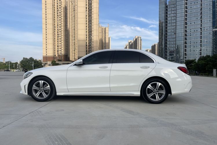 奔驰C级 2021款 C 260 L 运动版车身外观6007