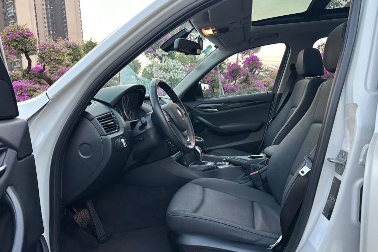 宝马X1 2015款 sDrive18i 领先晋级版中控内饰7007