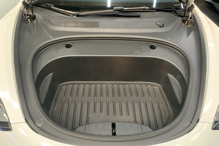 特斯拉 Model 3 2022款 后轮驱动版局部细节24