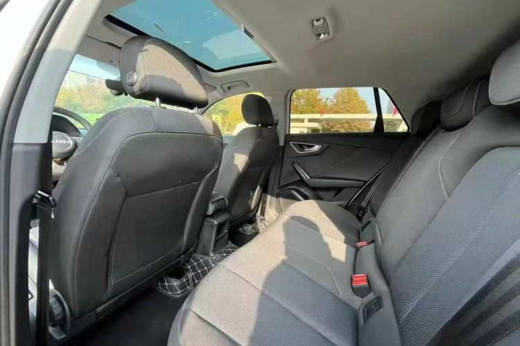 奥迪Q2L 2018款 35 TFSI 上市专享版 国VI中控内饰7003