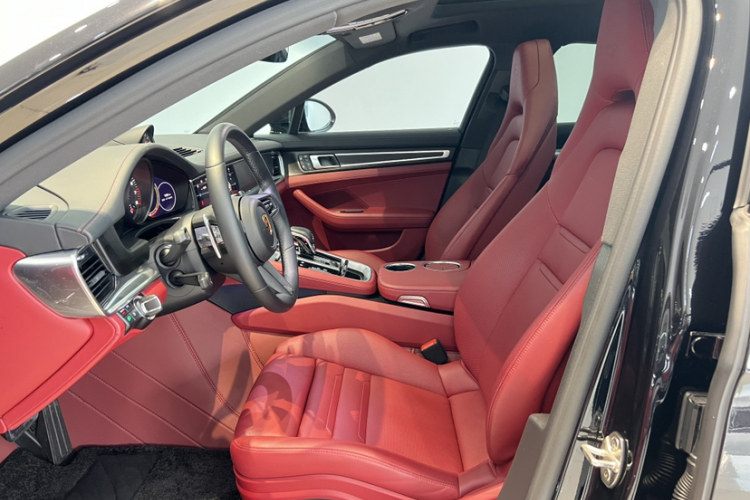 保时捷 2023款 改款 Panamera 2.9T 铂金版中控内饰7007