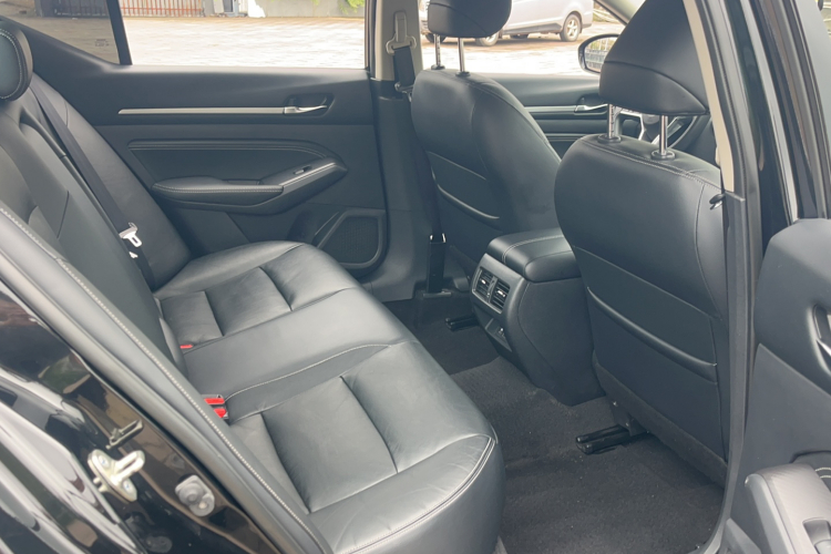 日产 天籁 2021款 2.0L XE 专享版中控内饰7005