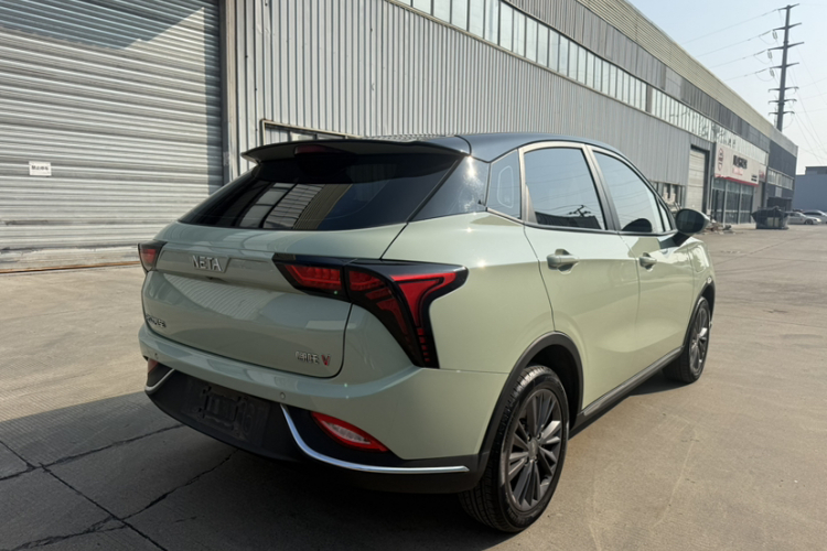 哪吒汽车 哪吒V 2022款 潮 400 Lite车身外观6002